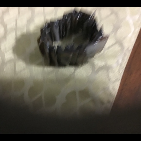 Shell Bracelet - Picture 5 of 5